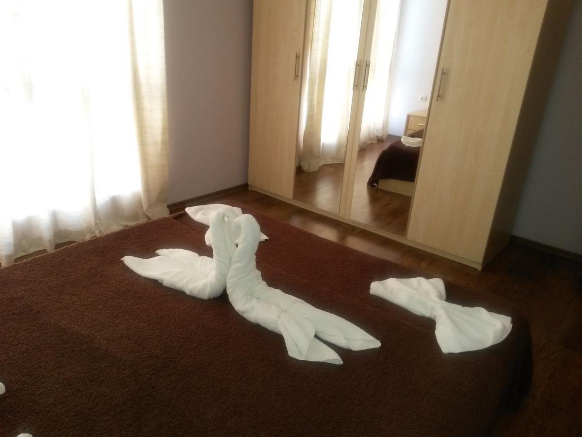 Hotel Black Sea - Breakfast, Pool & Free Parking Obzor Ngoại thất bức ảnh