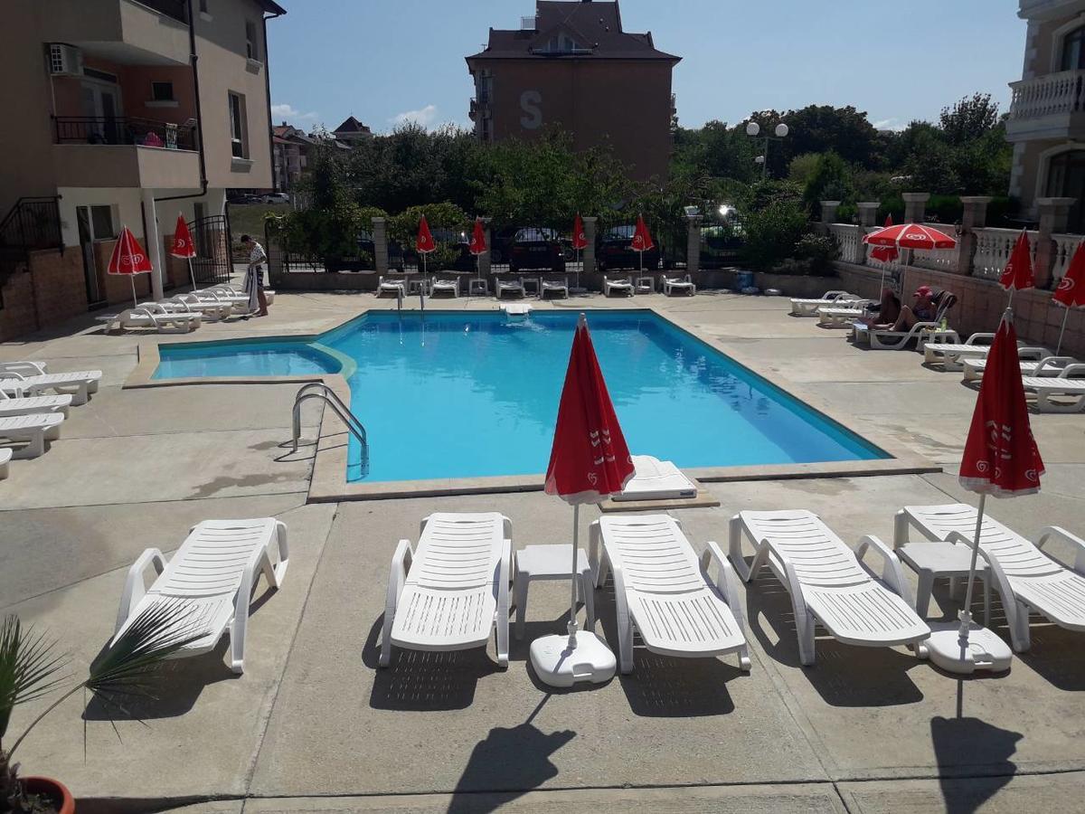 Hotel Black Sea - Breakfast, Pool & Free Parking Obzor Ngoại thất bức ảnh