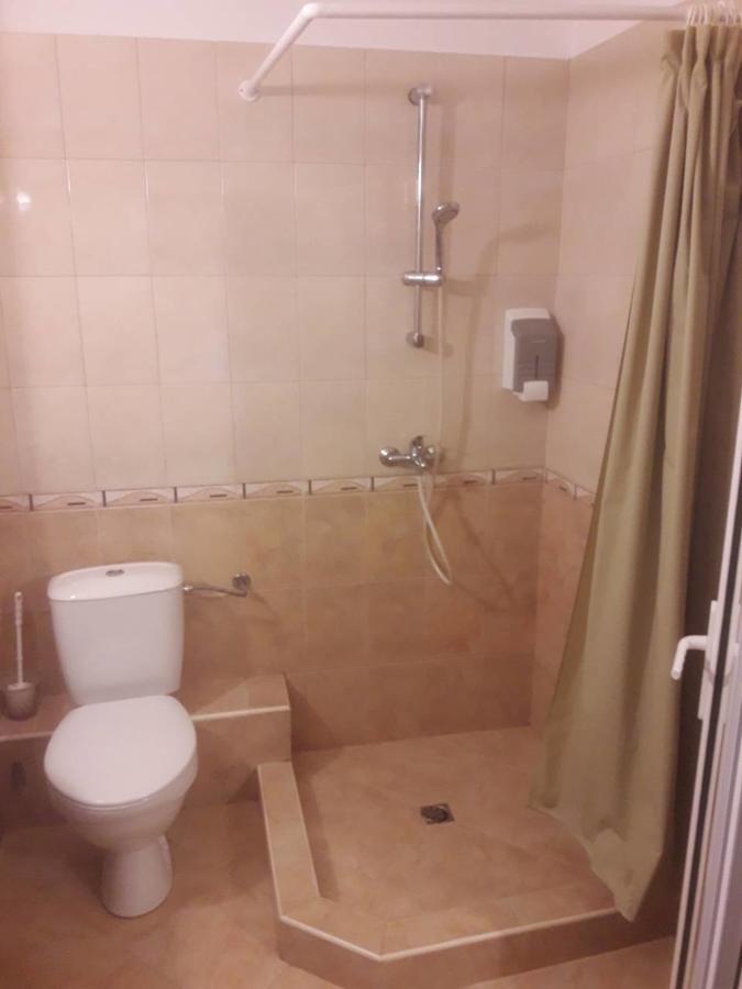Hotel Black Sea - Breakfast, Pool & Free Parking Obzor Ngoại thất bức ảnh
