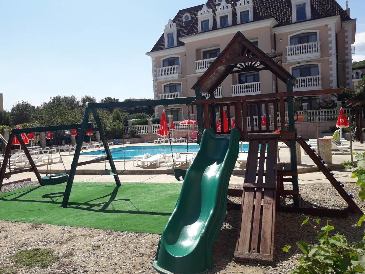 Hotel Black Sea - Breakfast, Pool & Free Parking Obzor Ngoại thất bức ảnh
