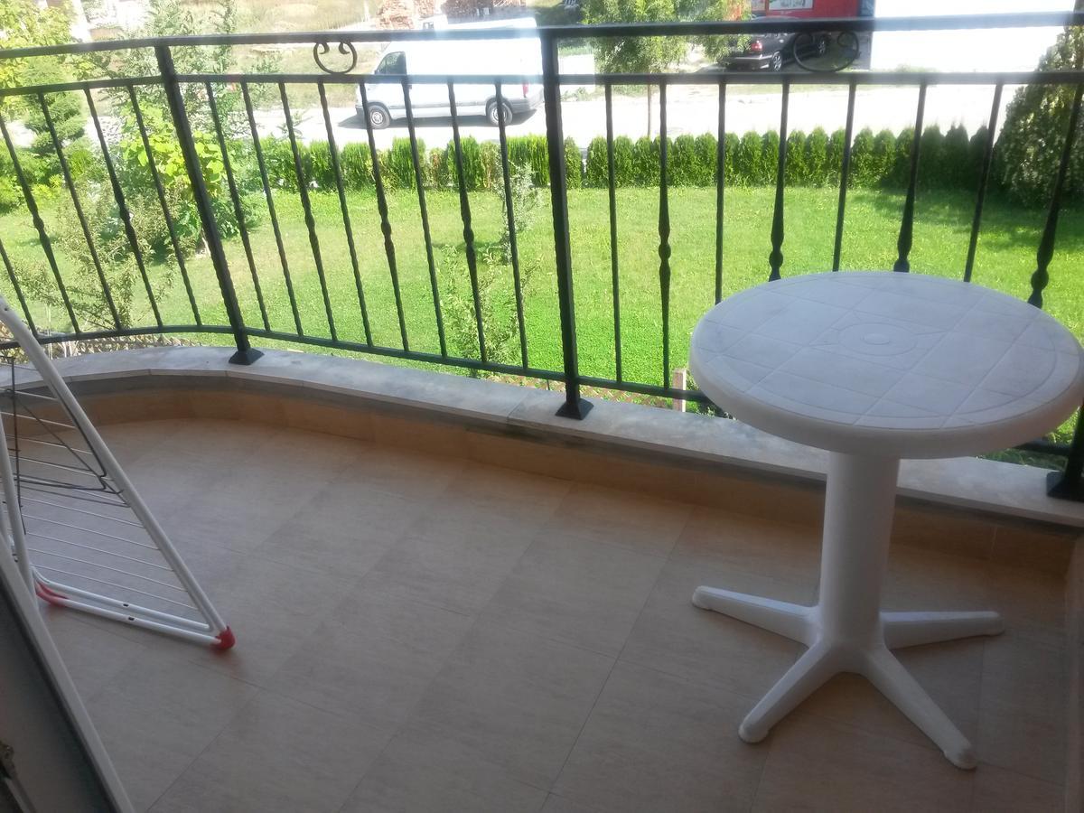 Hotel Black Sea - Breakfast, Pool & Free Parking Obzor Ngoại thất bức ảnh