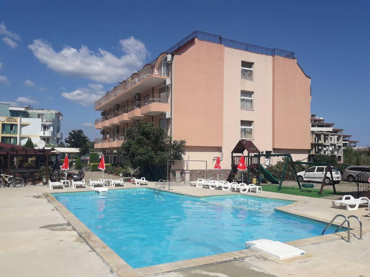 Hotel Black Sea - Breakfast, Pool & Free Parking Obzor Ngoại thất bức ảnh